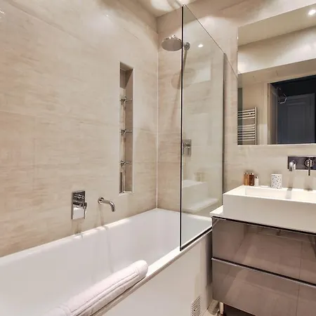 Apartment Theodule Ribot Paris